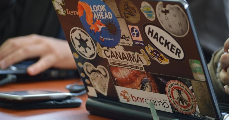 Open Source vs Proprietary Software: Key Differences Explained